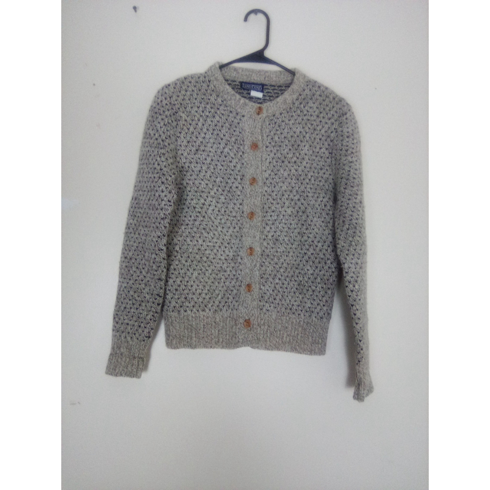 LAND'S END SWEATER SIZE MEDIUM - Picture 3 of 4